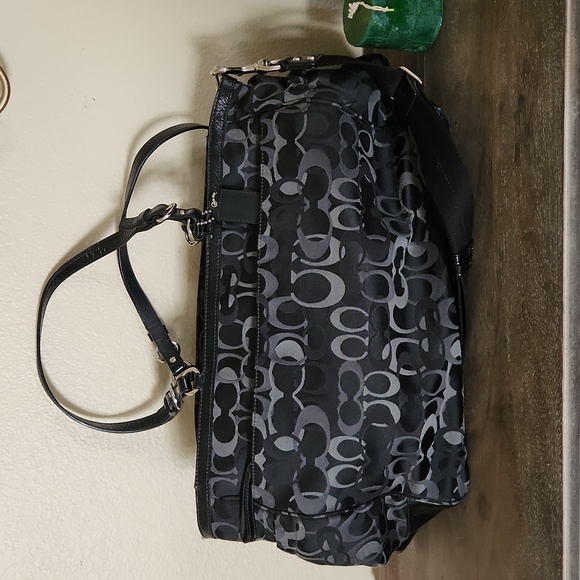 Coach Handbags - Coach Tote Bag 20" x 11 x 5" EUC